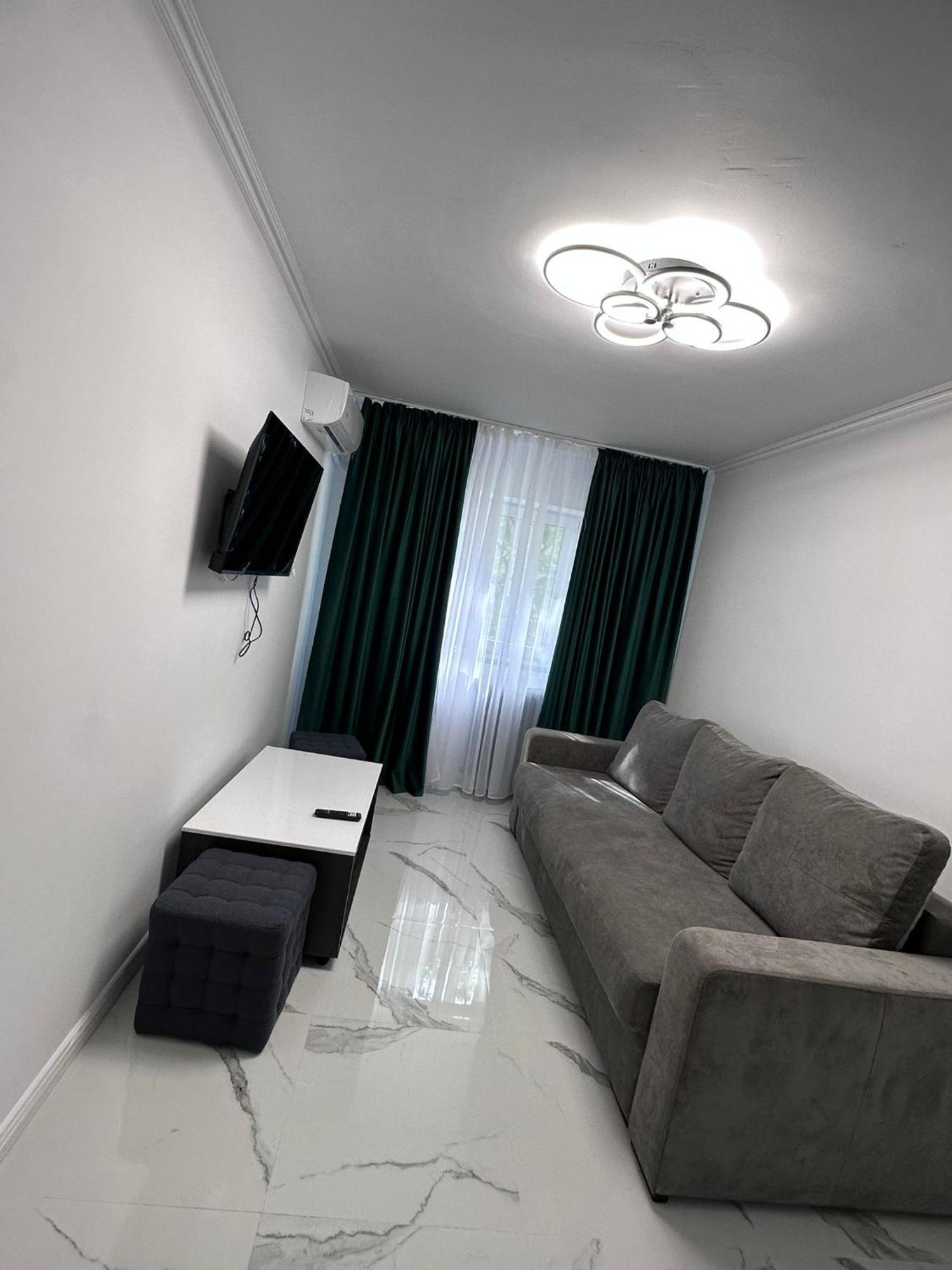 Apartament 3 Camere Trapezului Bucarest Esterno foto