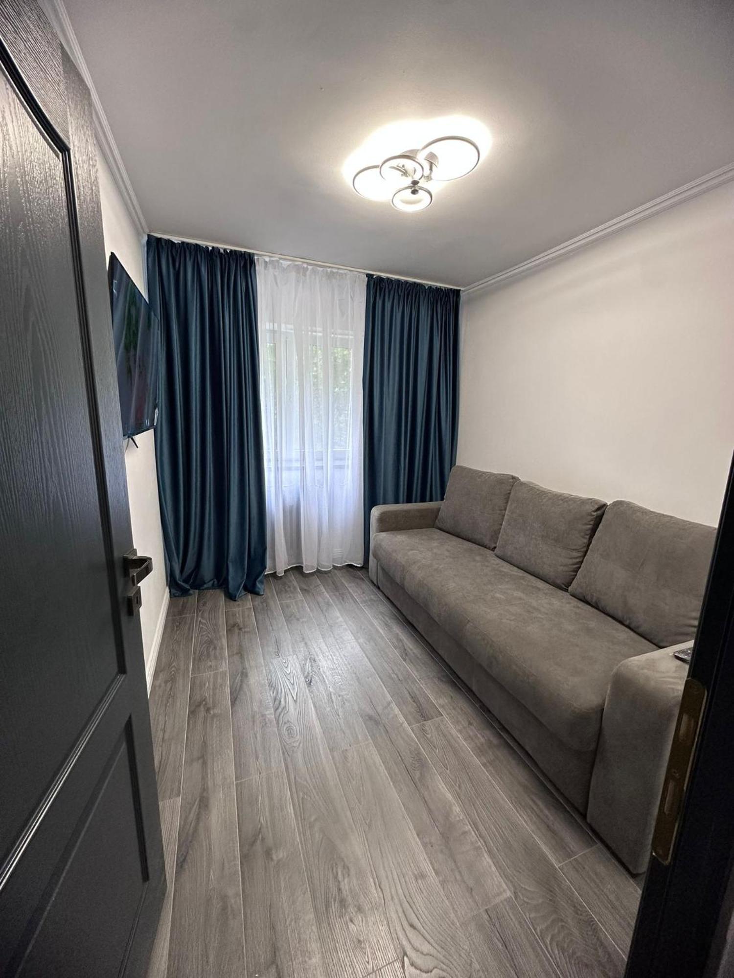 Apartament 3 Camere Trapezului Bucarest Esterno foto